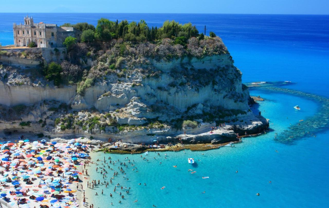 Dimora Poseidon Bed & Breakfast Tropea Bagian luar foto